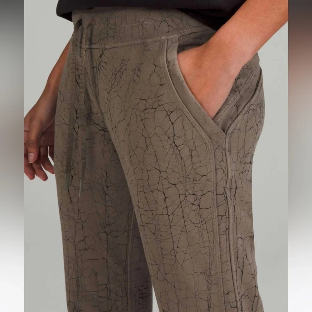 Lululemon Warm Down Jogger *7/8 Length Pants Size 2 - Picture 7 of 10